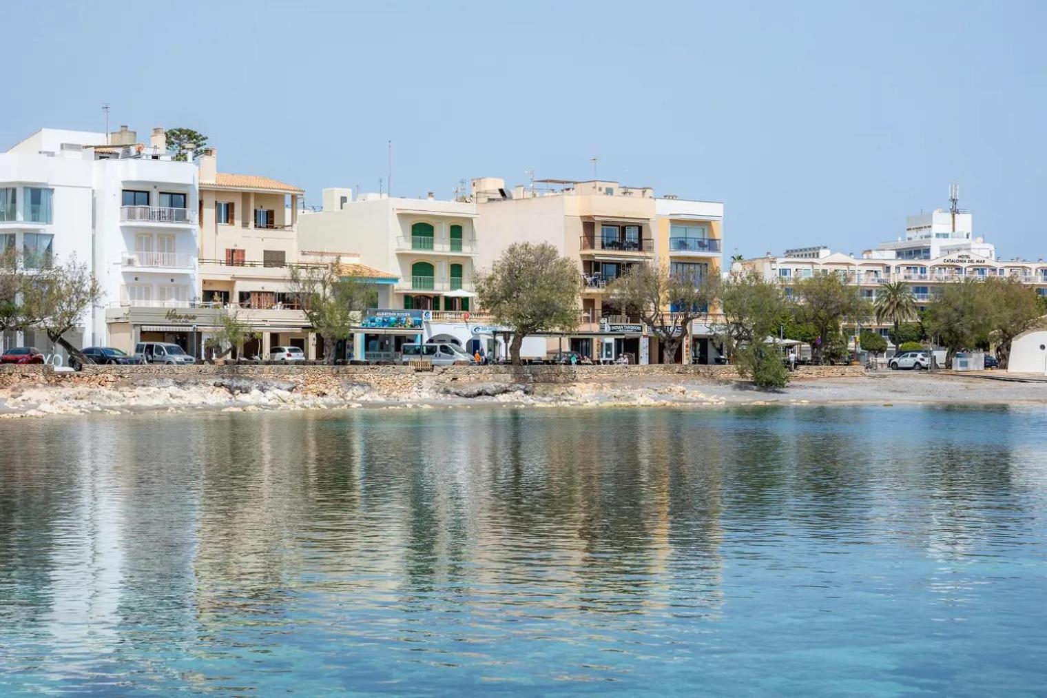 Apartamento Voramar Mhm Cala Bona กาลาโบนา ภายนอก รูปภาพ